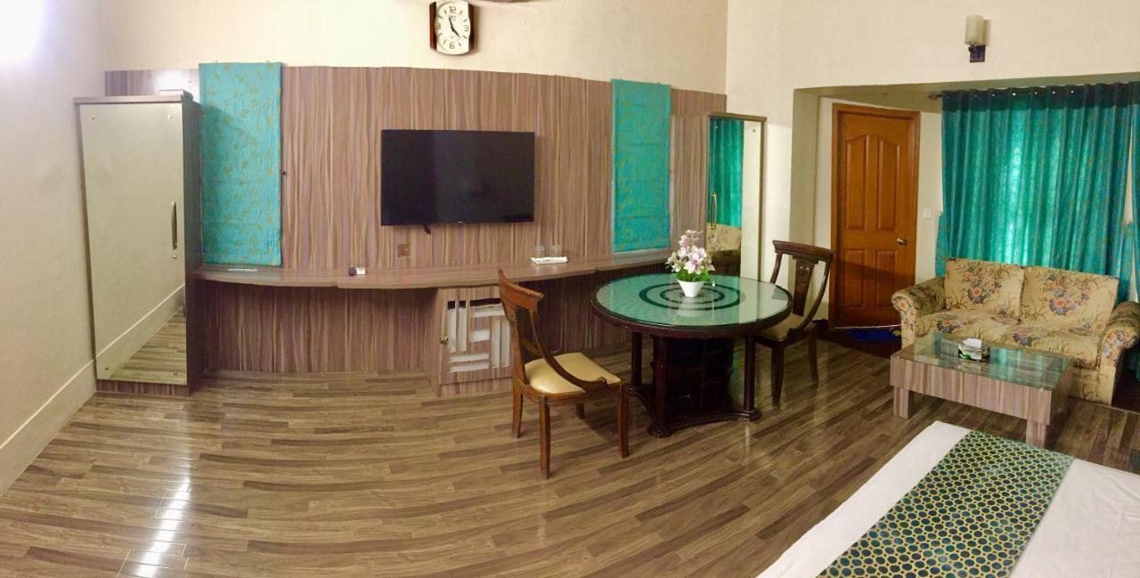 Star Guest House Karachi Esterno foto