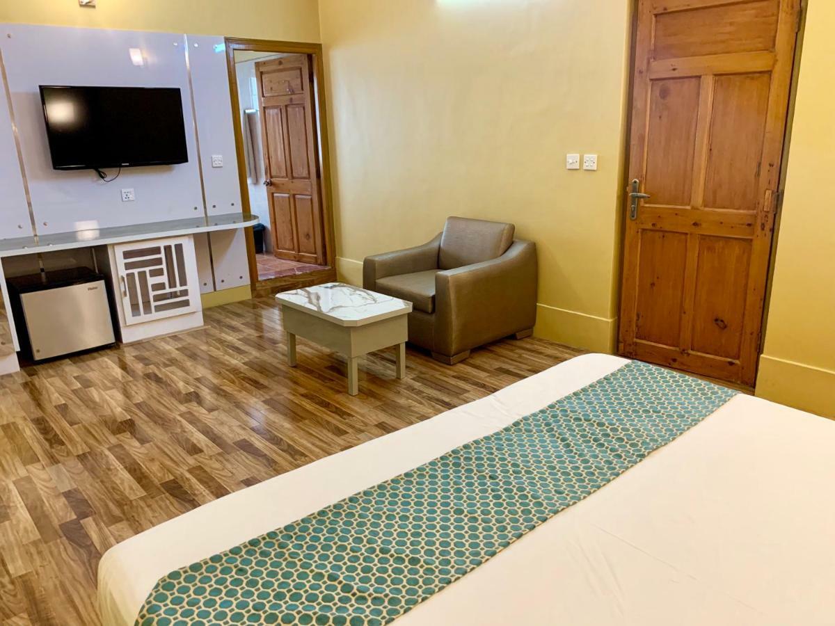 Star Guest House Karachi Esterno foto